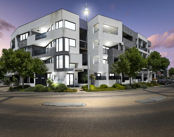 4/76 The Esplanade , Caroline Springs VIC 3023