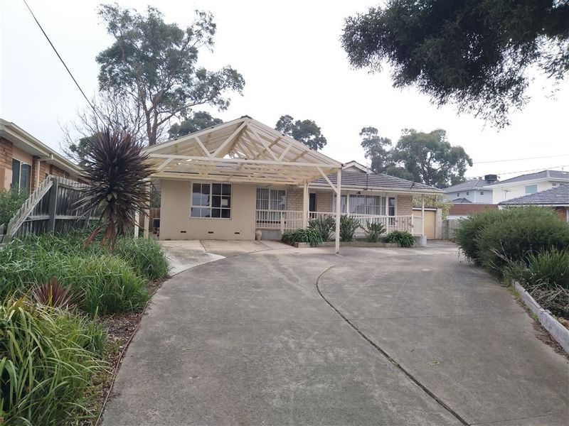 5 Lindfield Court, Knoxfield VIC 3180