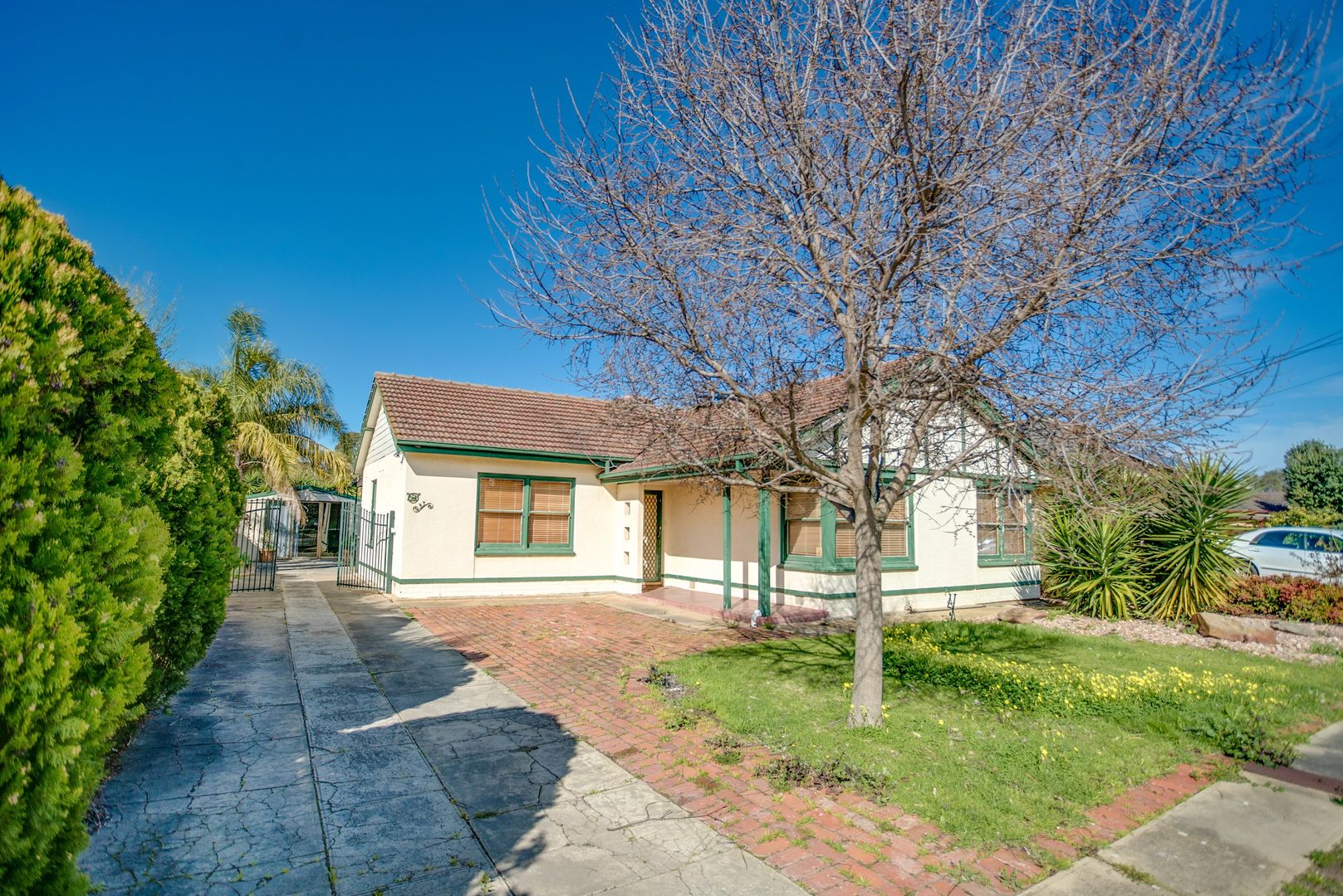 33 Cungena Avenue, Park Holme SA 5043, Image 1