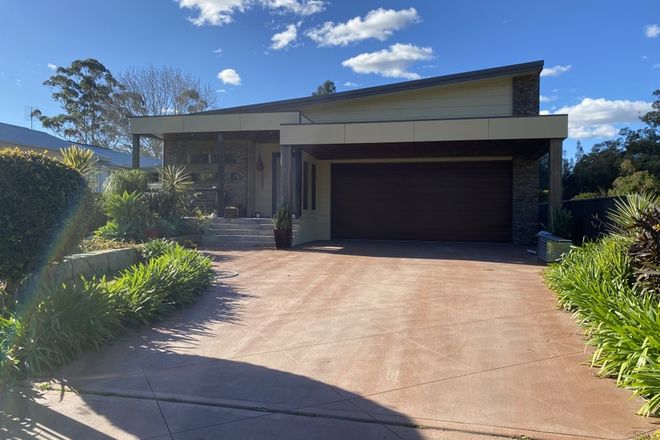 Picture of 76 Fennell Crescent, BLACKALLS PARK NSW 2283