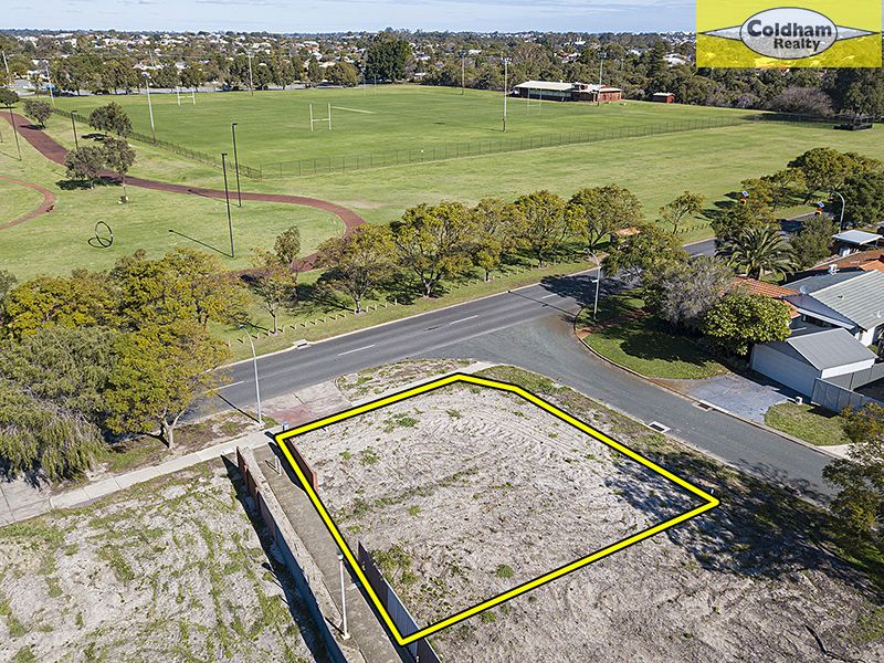 2 Yallambee Place, Karawara WA 6152, Image 1