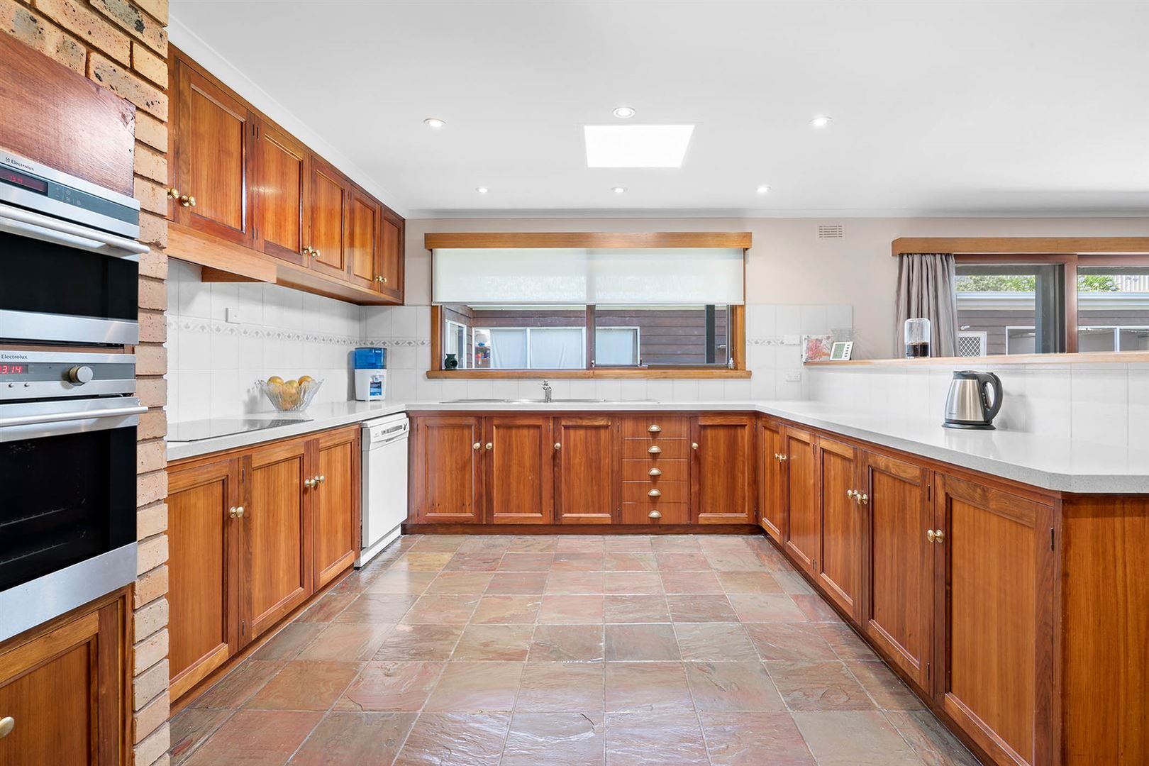 10 Blackwood Road, West Ulverstone TAS 7315, Image 1