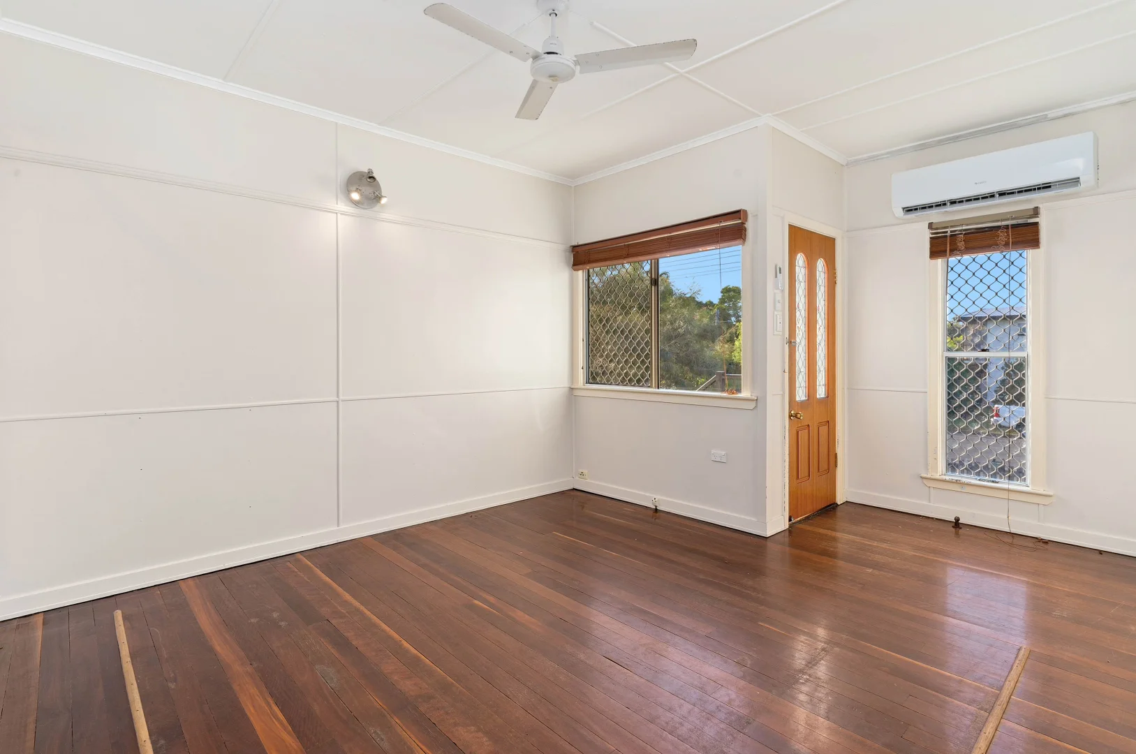 Additional image 5 of 258 Elphinstone Street, Koongal QLD 4701
