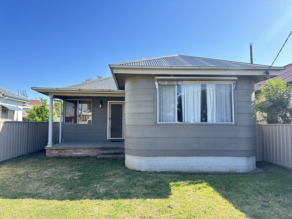 15 West Avenue, Cessnock NSW 2325 House For Rent Domain