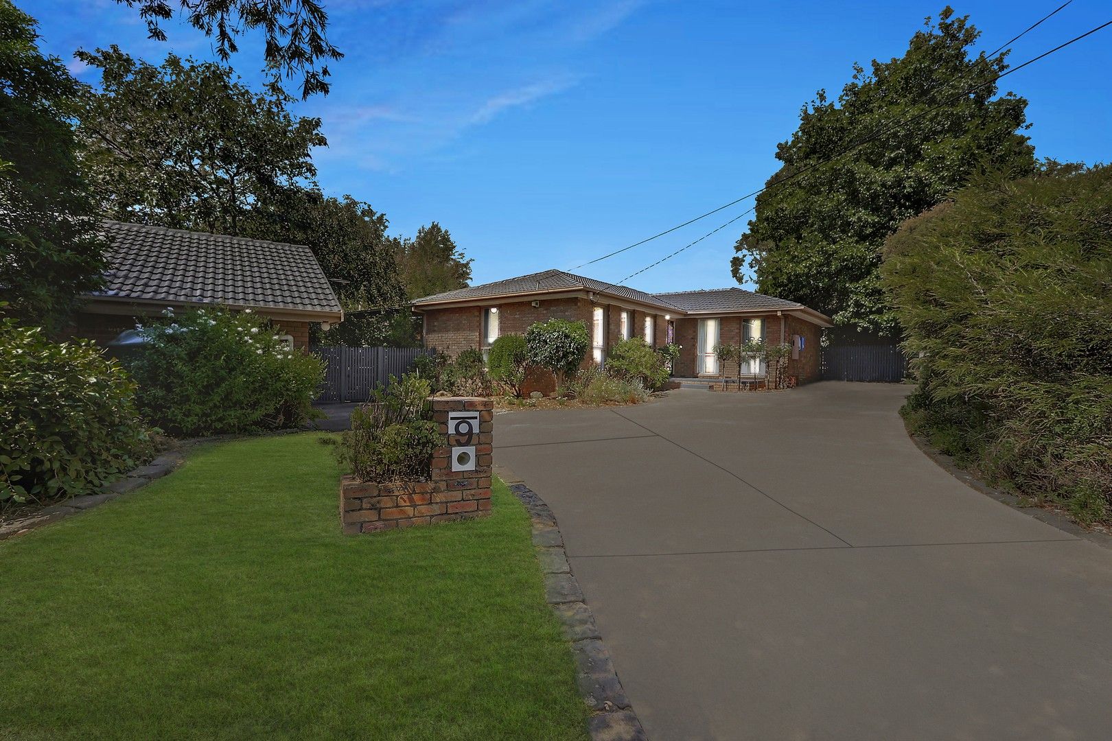 9 St Austell Court, Croydon Hills VIC 3136, Image 0