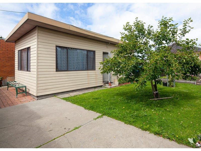 1 bedrooms Studio in 12a Conway Street DANDENONG VIC, 3175