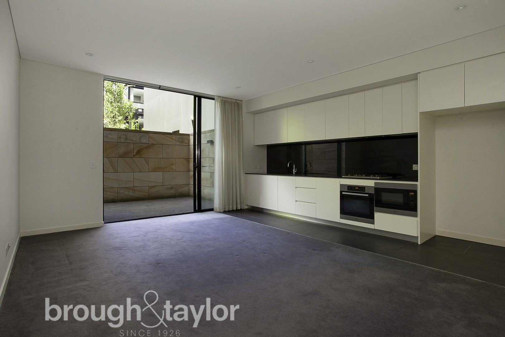 2 bedrooms Apartment / Unit / Flat in 43/299 Forbes St DARLINGHURST NSW, 2010