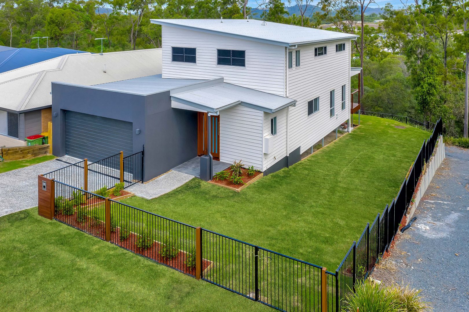 61 Kanimbla Street, Holmview QLD 4207