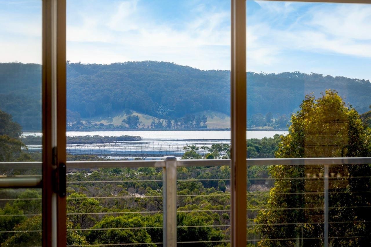 4 bedrooms Rural in 131 Hunters Road WAPENGO NSW, 2550