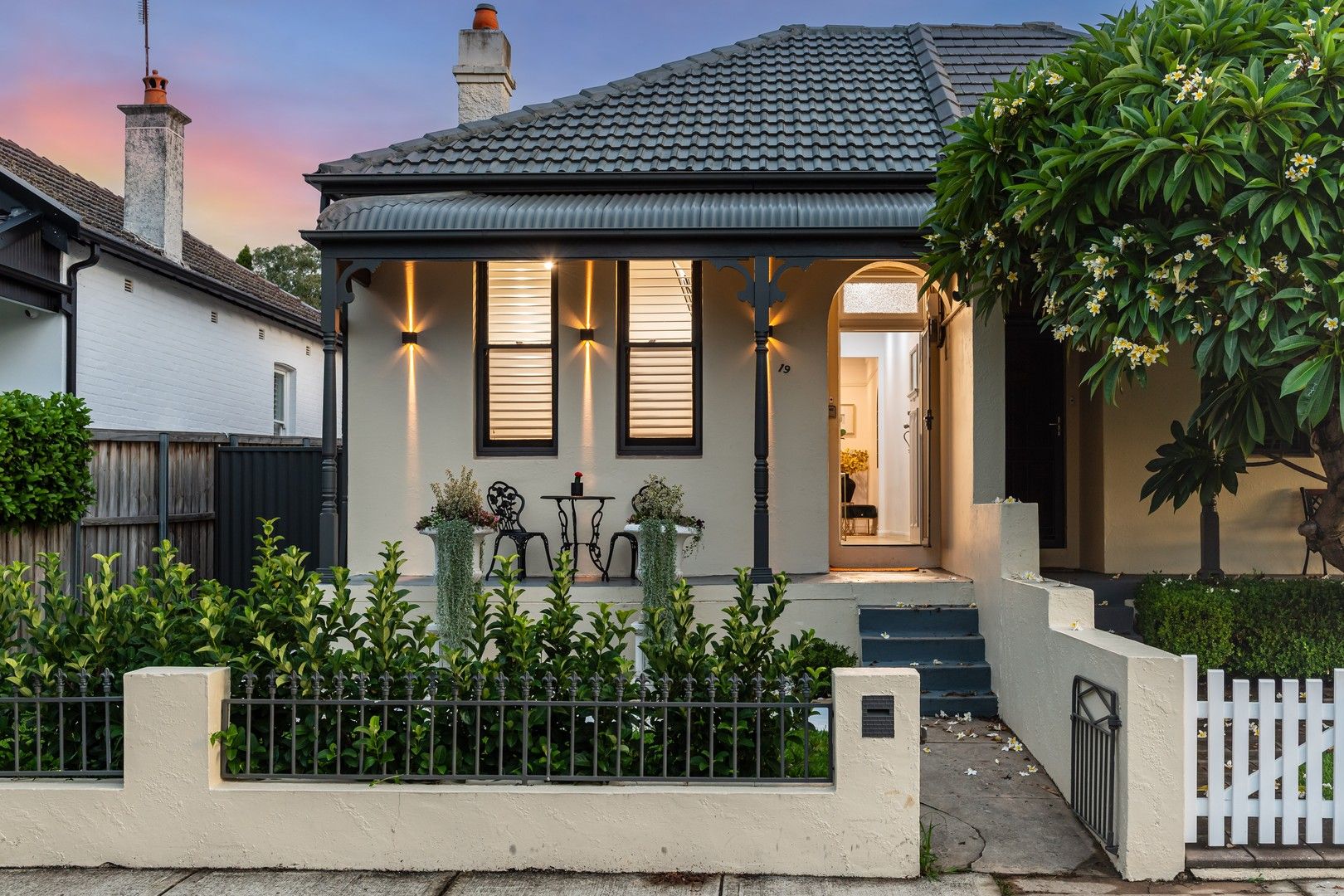 2 bedrooms House in 19 Lucy Street ASHFIELD NSW, 2131