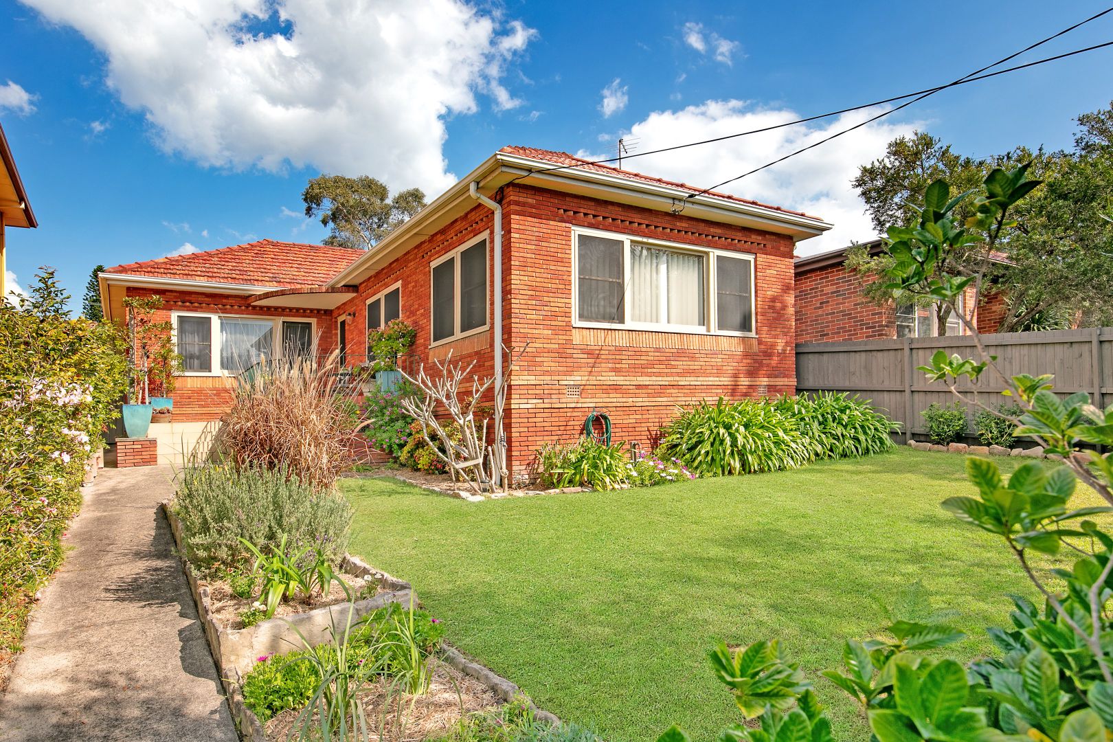37 Frenchs Forest Road, Seaforth NSW 2092