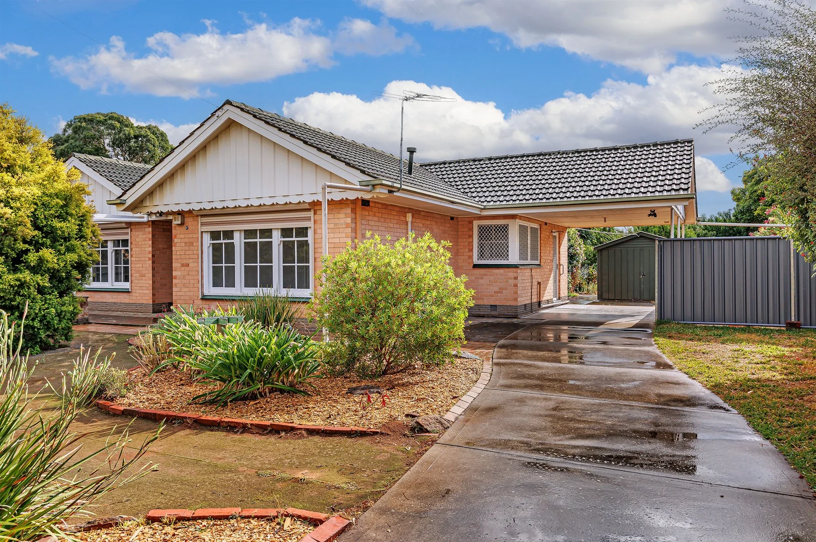 27 Dublin Avenue, Salisbury Downs SA 5108