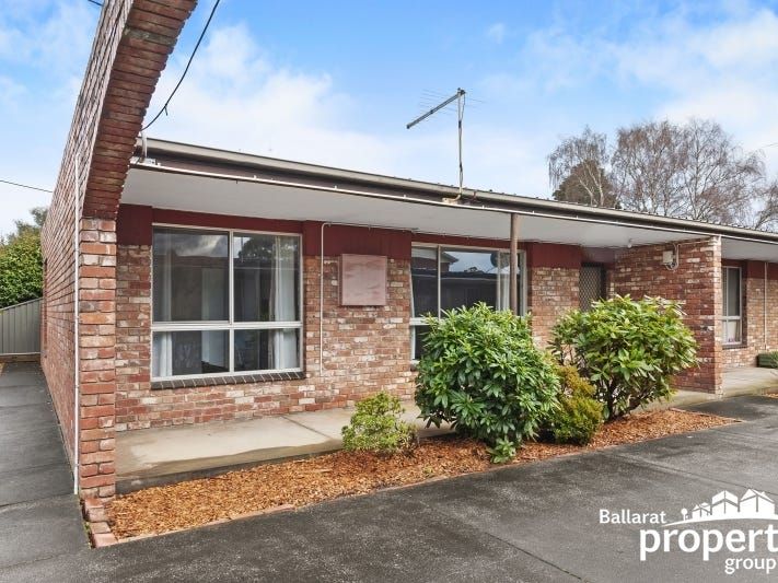 2 bedrooms Apartment / Unit / Flat in 1/104 Sawyer Avenue CANADIAN VIC, 3350