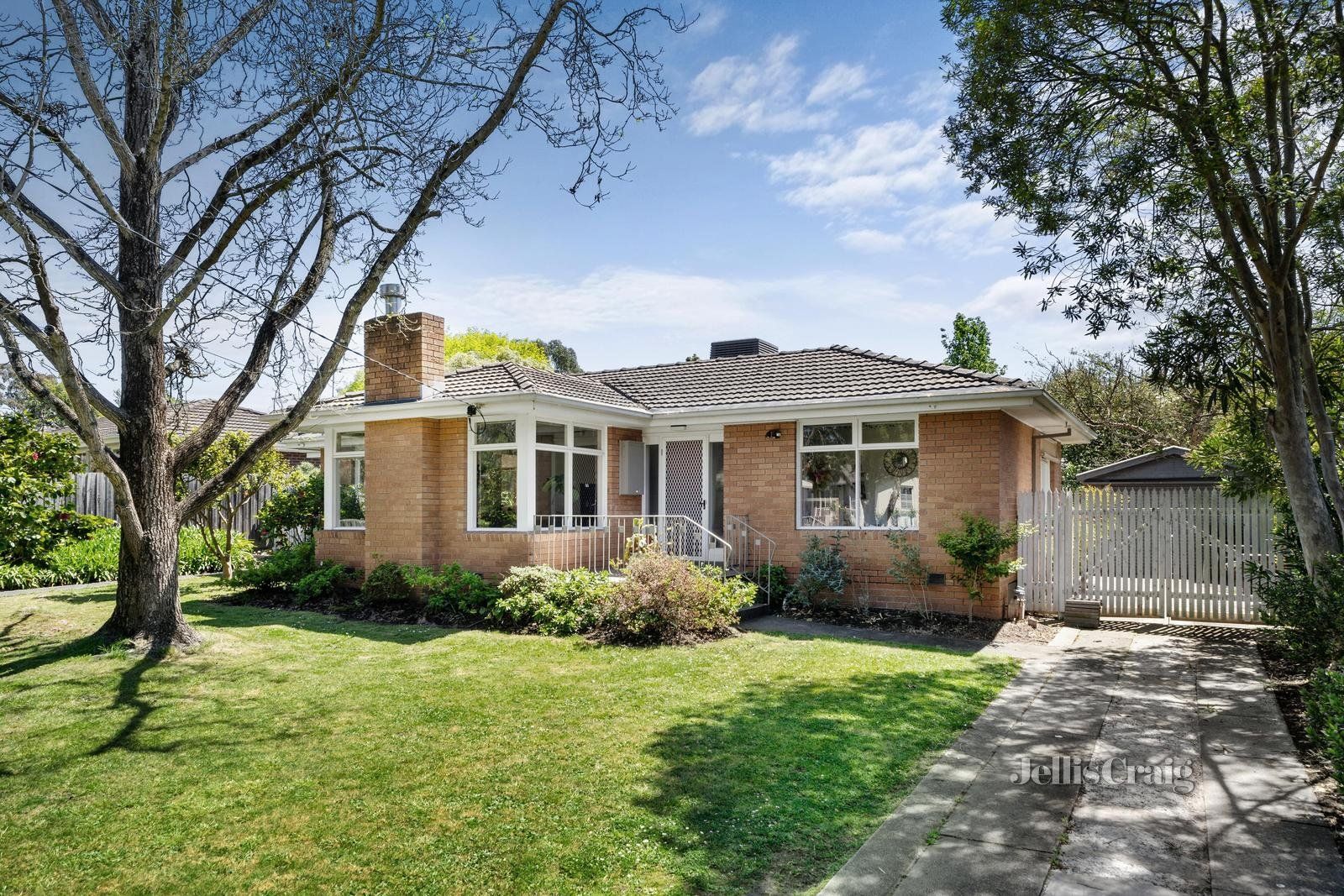 3 bedrooms House in 5 Hunter Court RINGWOOD EAST VIC, 3135