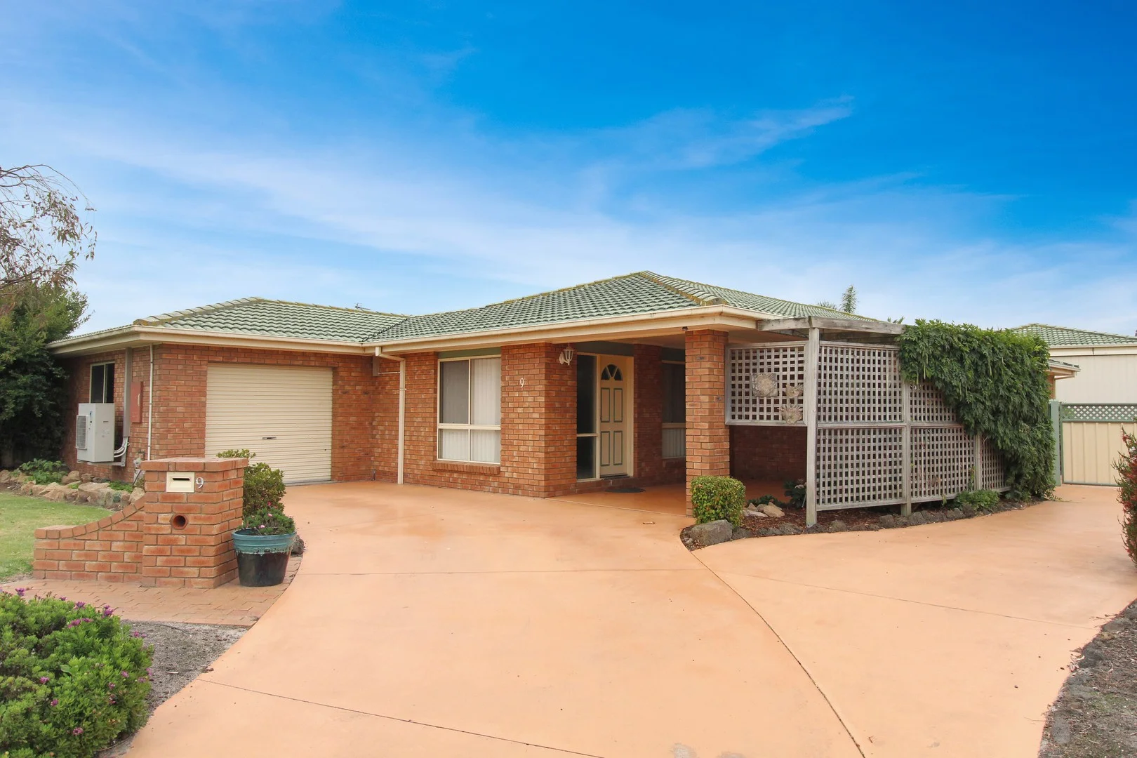 9 Hakea Court, Paynesville VIC 3880