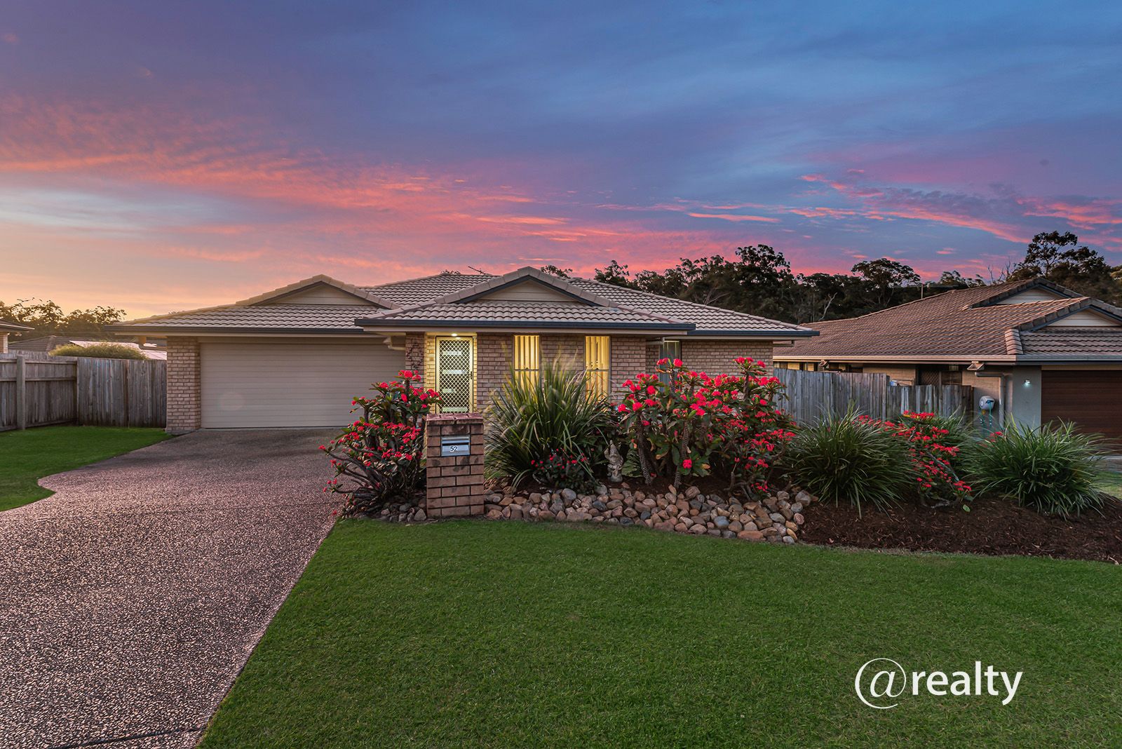 4 bedrooms House in 52 Karelyn Drive JOYNER QLD, 4500