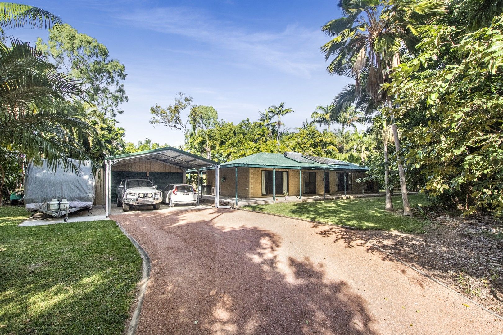 3 bedrooms House in 11 Baystone Court KELSO QLD, 4815