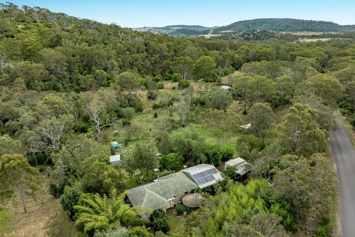 Picture of 18 Breydon Road, HODGSON VALE QLD 4352