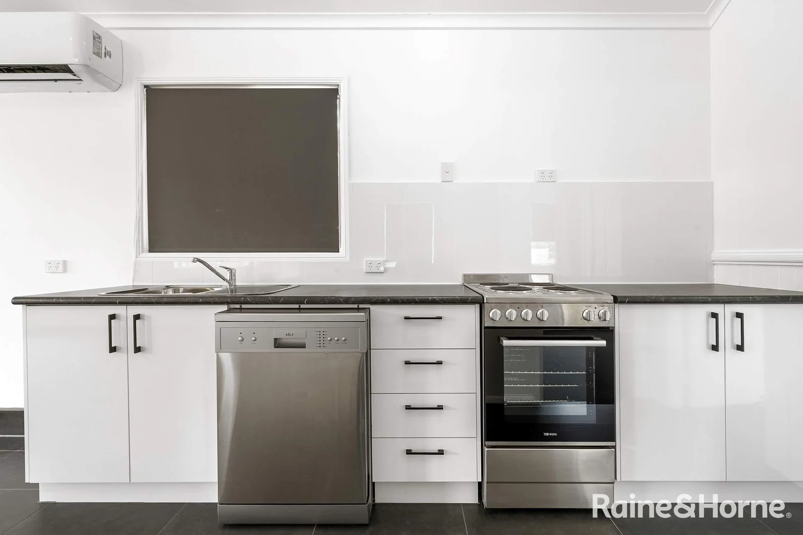 Additional image 3 of 11/182 Shoal Point Road, Shoal Point QLD 4750