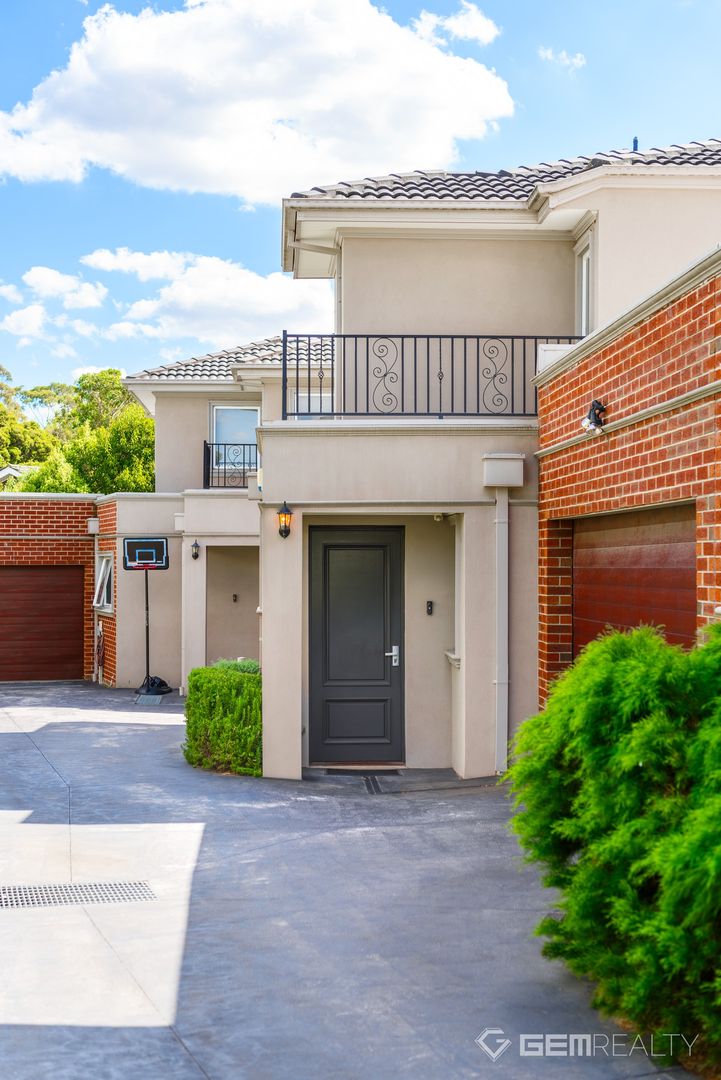 2/8 Persimmon Court, Doncaster VIC 3108, Image 2