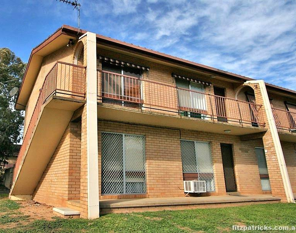 3/4 Nordlingen Drive, Tolland NSW 2650