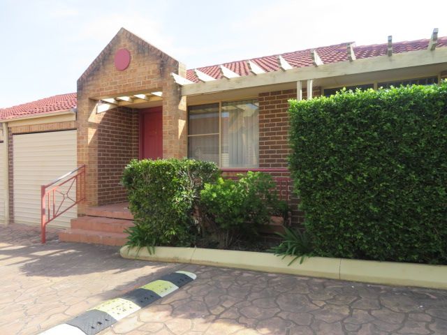 2 bedrooms Villa in 15/1 Page Street WENTWORTHVILLE NSW, 2145
