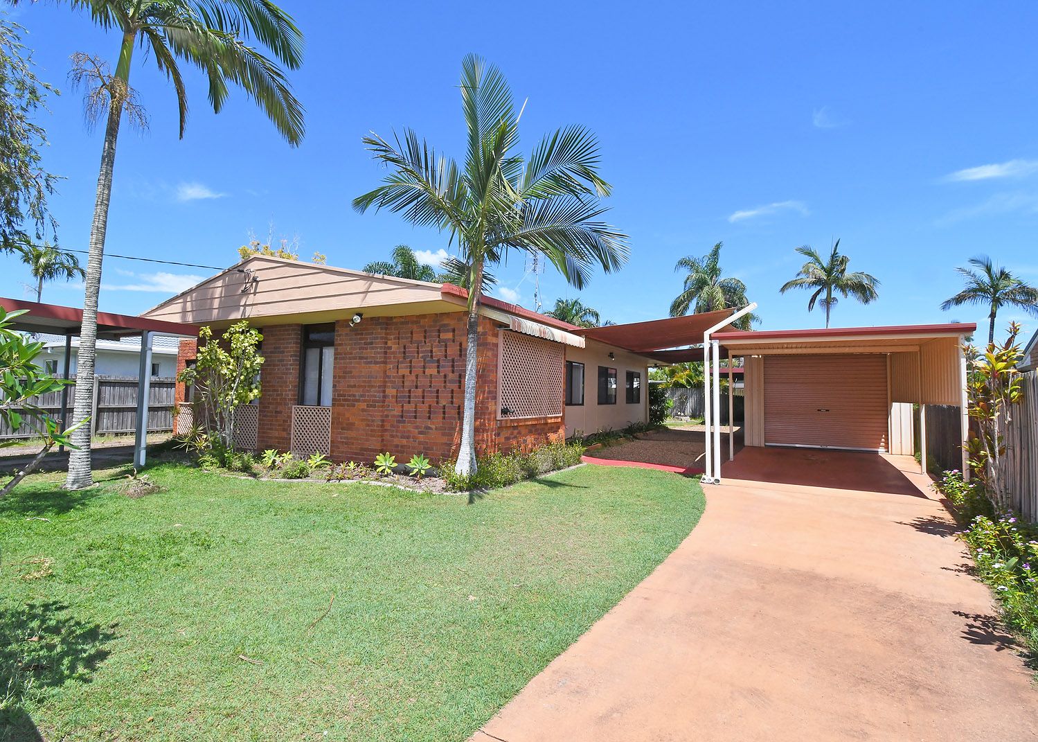 4 Pebble Court, Torquay QLD 4655, Image 2