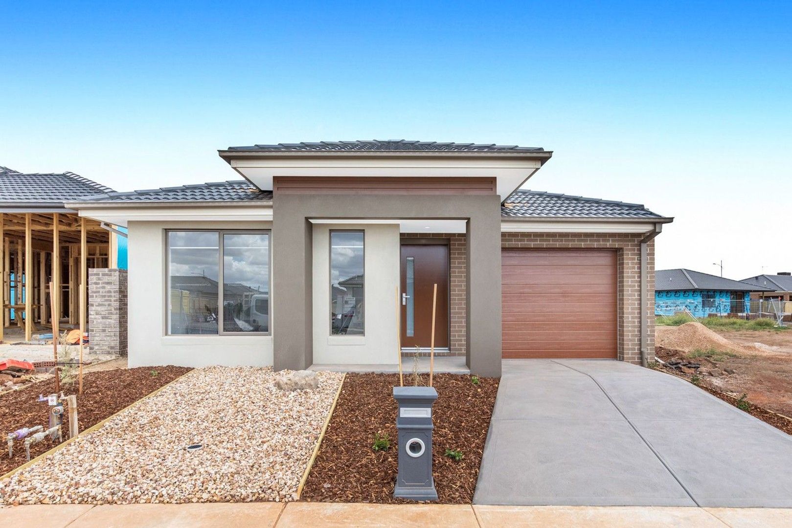4 bedrooms House in 5 Godfrey Street AINTREE VIC, 3336
