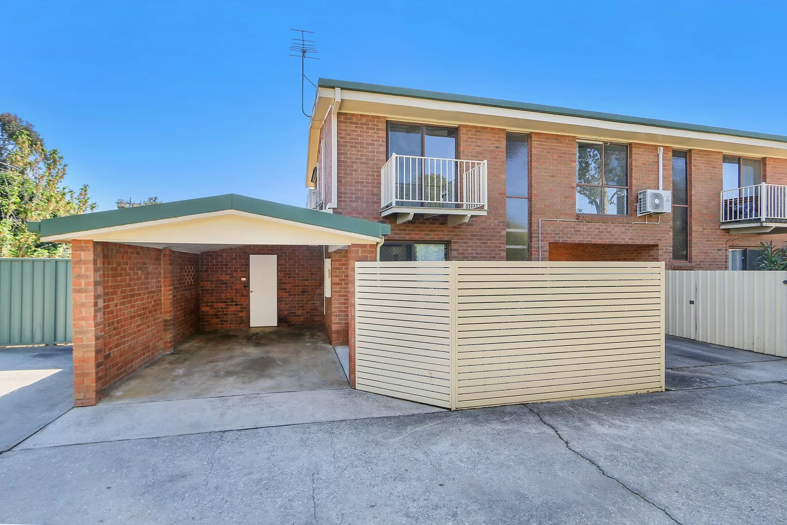 Three bedroom townhouse