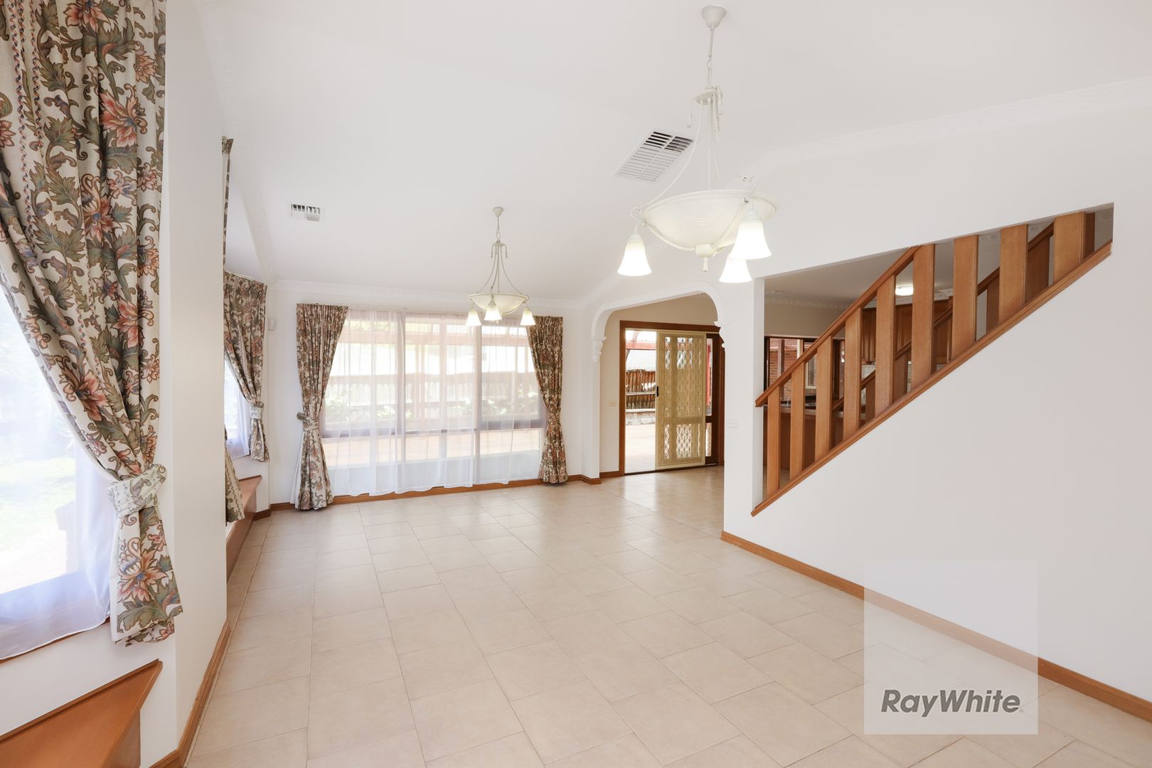 2 Barak Court Oak Park VIC 3046 House For Rent Domain