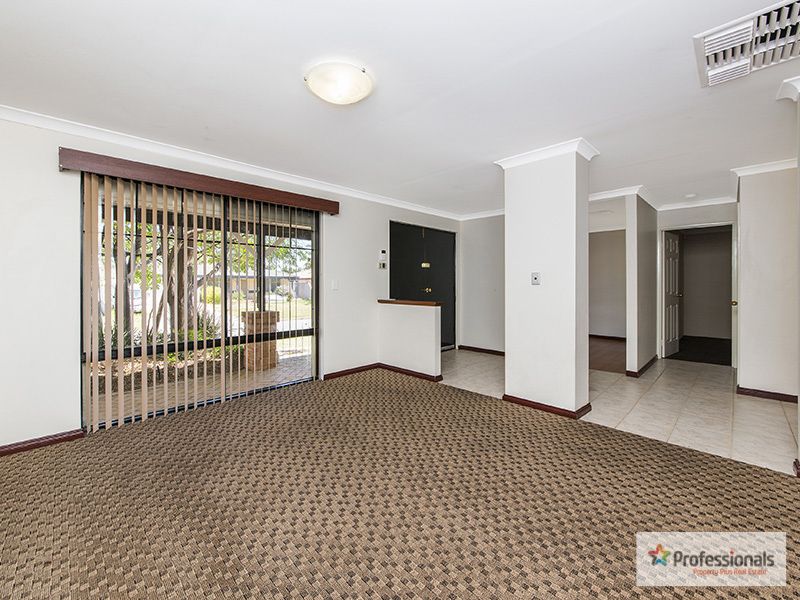 56 Seminole Gardens, Seville Grove WA 6112, Image 2