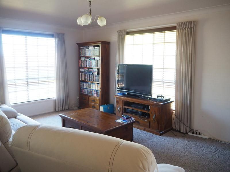 12 Mayne Drive, Tamworth NSW 2340, Image 1