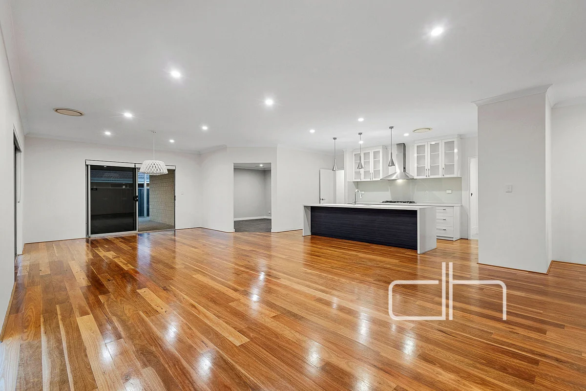 Additional image 5 of 76 Raeside Drive, Landsdale WA 6065