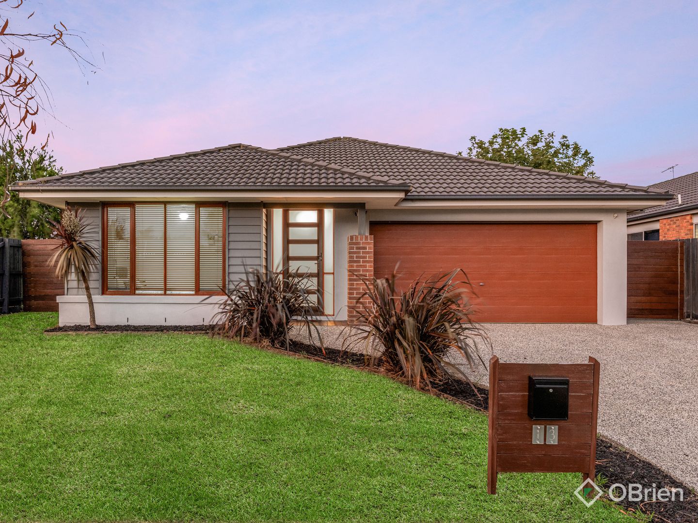 13 Paradise Way, Skye VIC 3977, Image 2