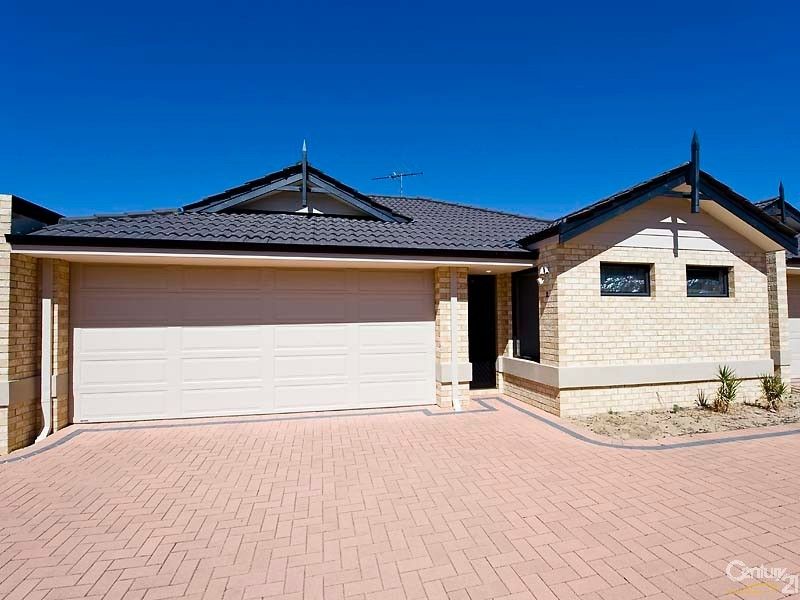 3 bedrooms House in 2/49 Peel Street MANDURAH WA, 6210