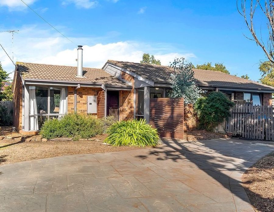 3 bedrooms House in 23 Beacon Hill Crescent CRAIGIEBURN VIC, 3064