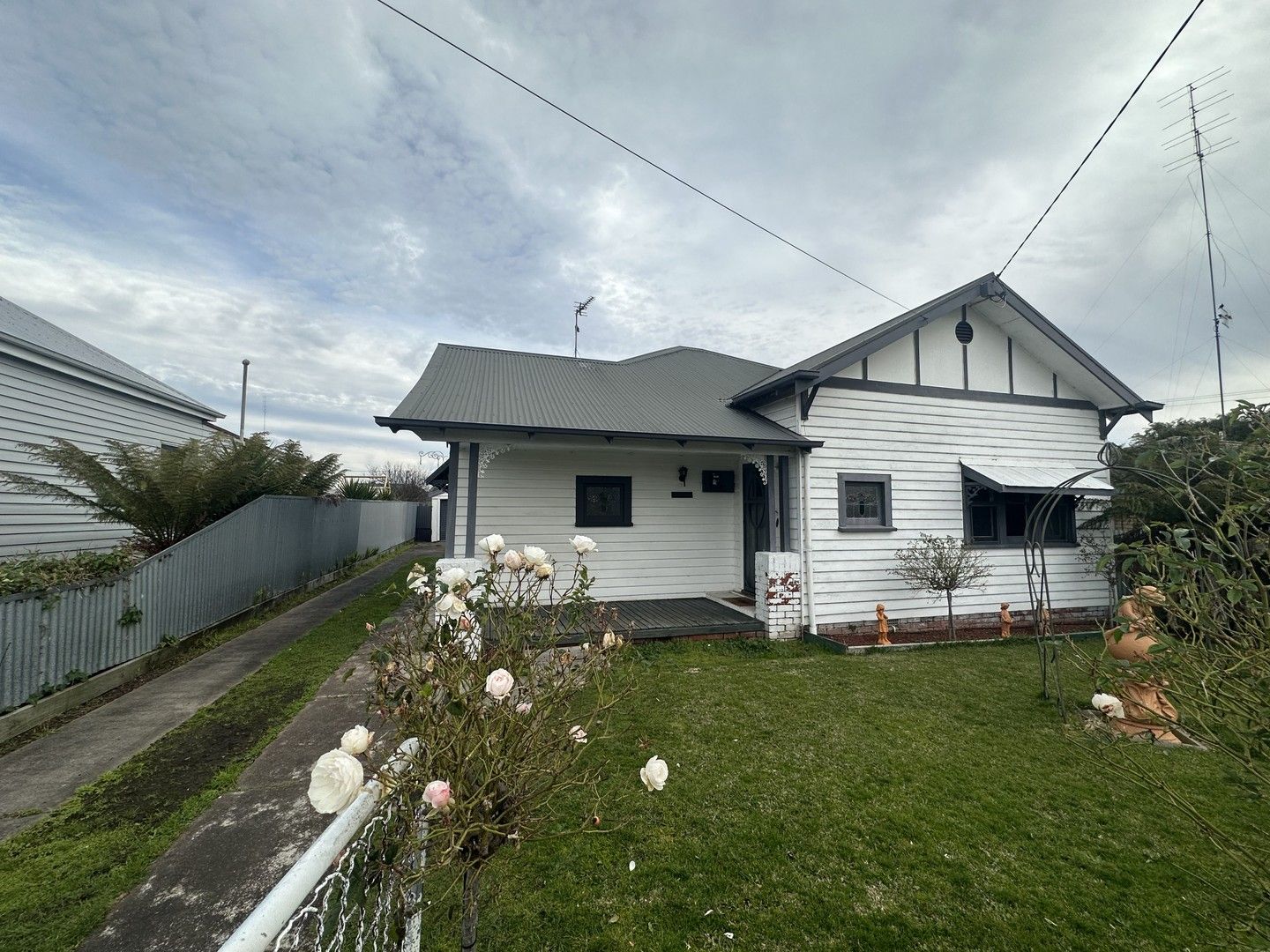 38 Miller St, Colac VIC 3250 House For Rent Domain