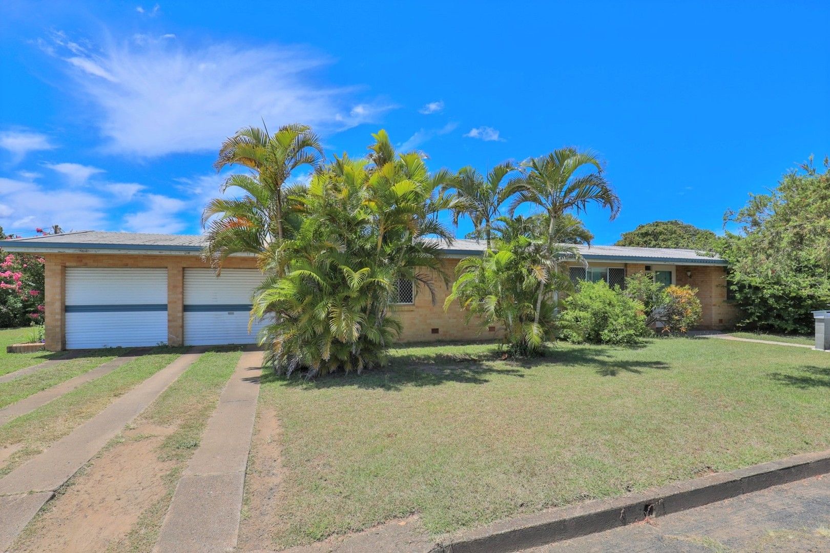 4 bedrooms House in 28 Walsh Street WALKERVALE QLD, 4670