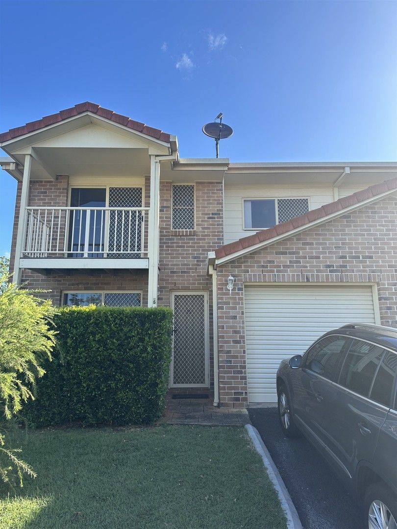 3 bedrooms Townhouse in 15/16 Dellforest Mews CALAMVALE QLD, 4116