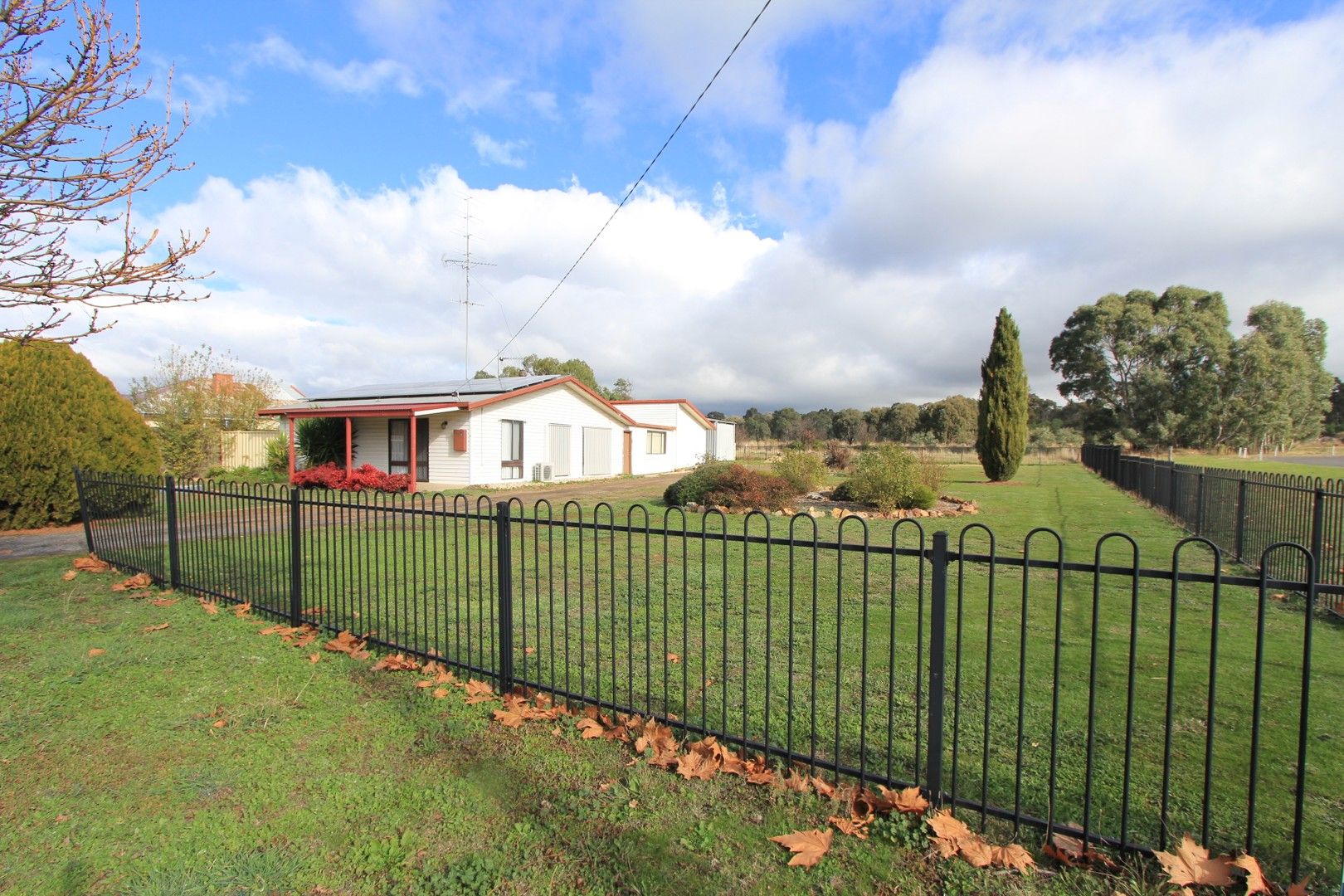 3 bedrooms House in 7 Hospital Street HEATHCOTE VIC, 3523