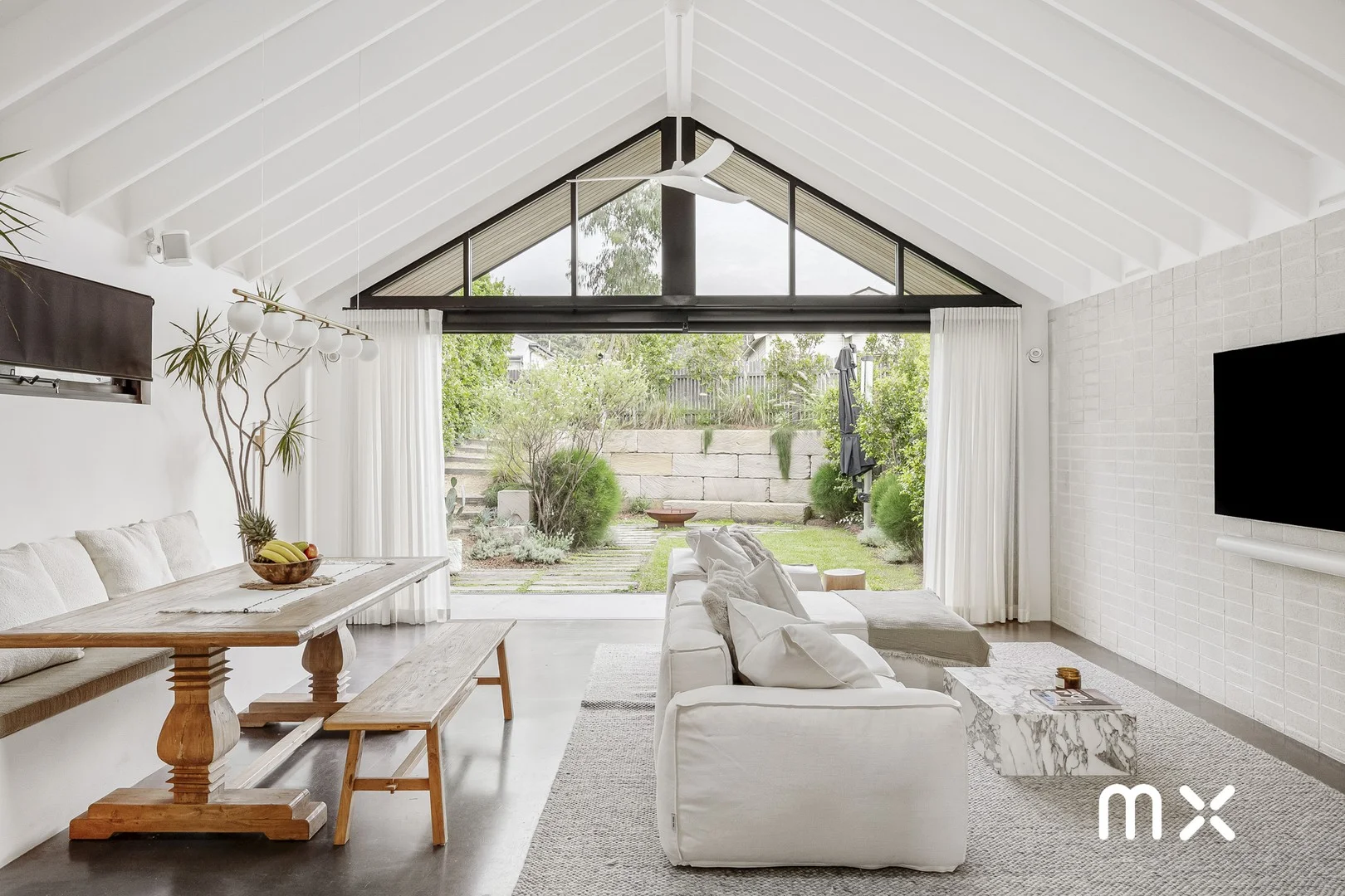 Primary image of 8b Hillcrest Avenue, Woonona NSW 2517