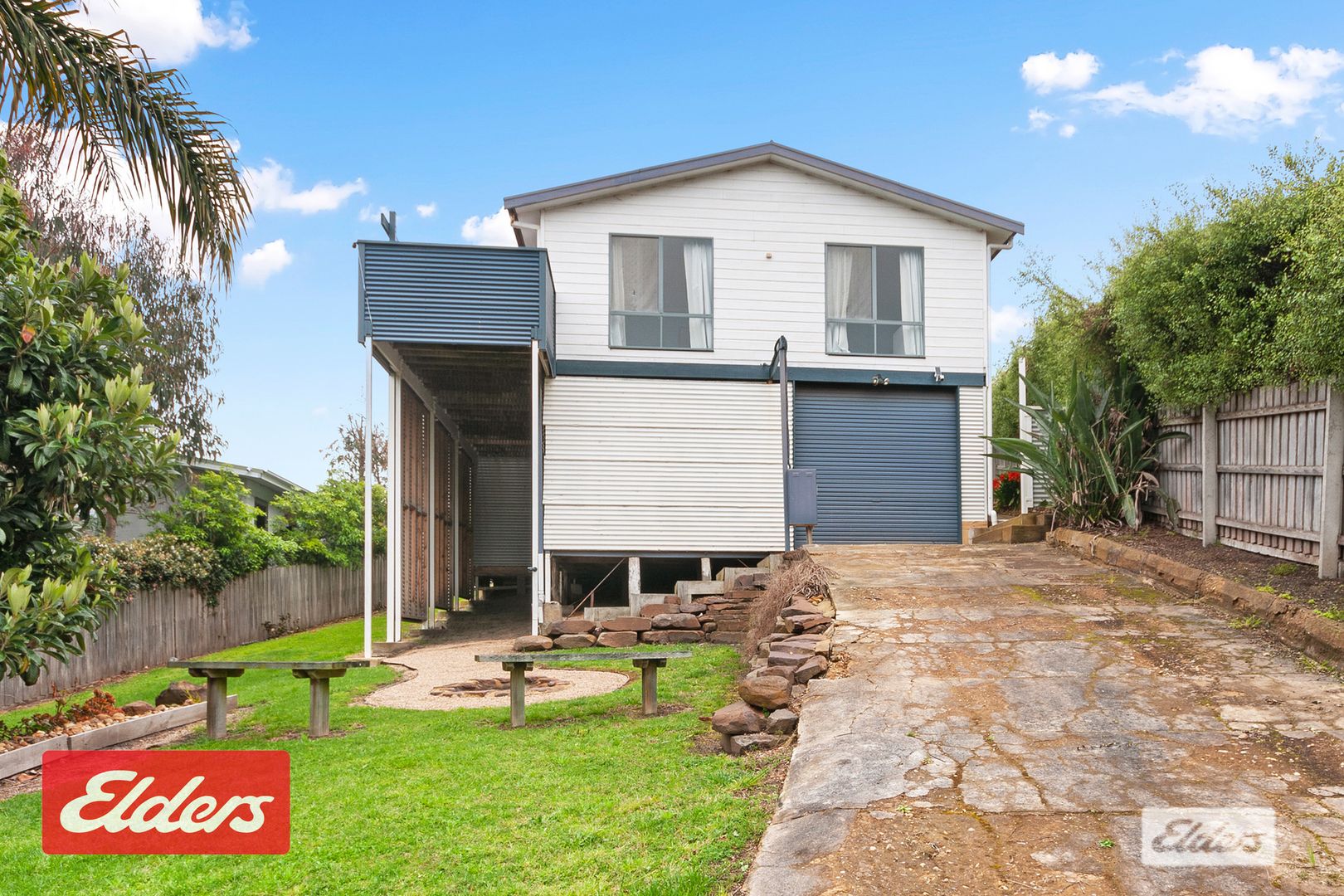 11 Outlook Avenue, Lakes Entrance VIC 3909, Image 1