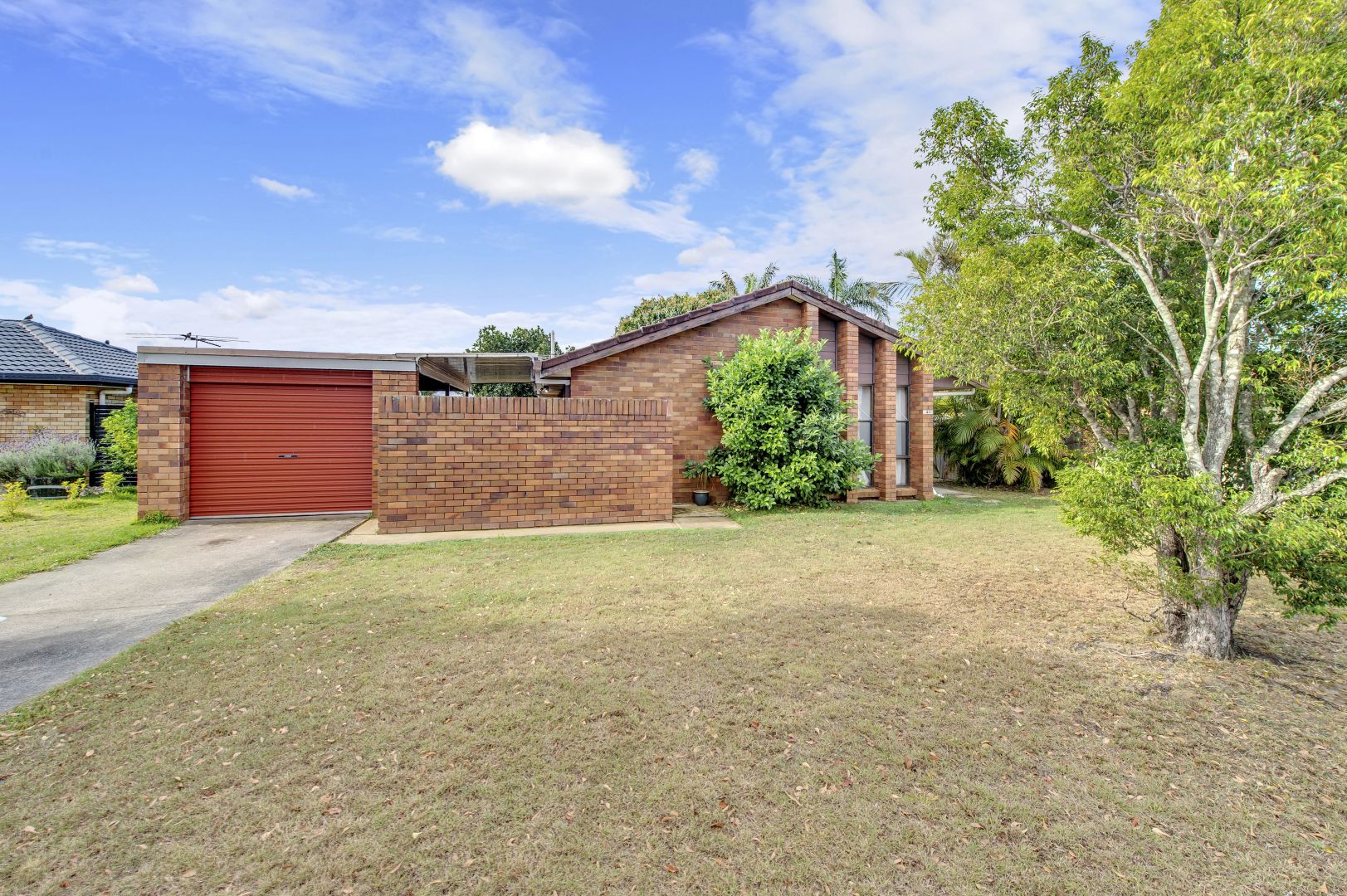 41 Hazelton Street, Riverhills Property History & Address Research