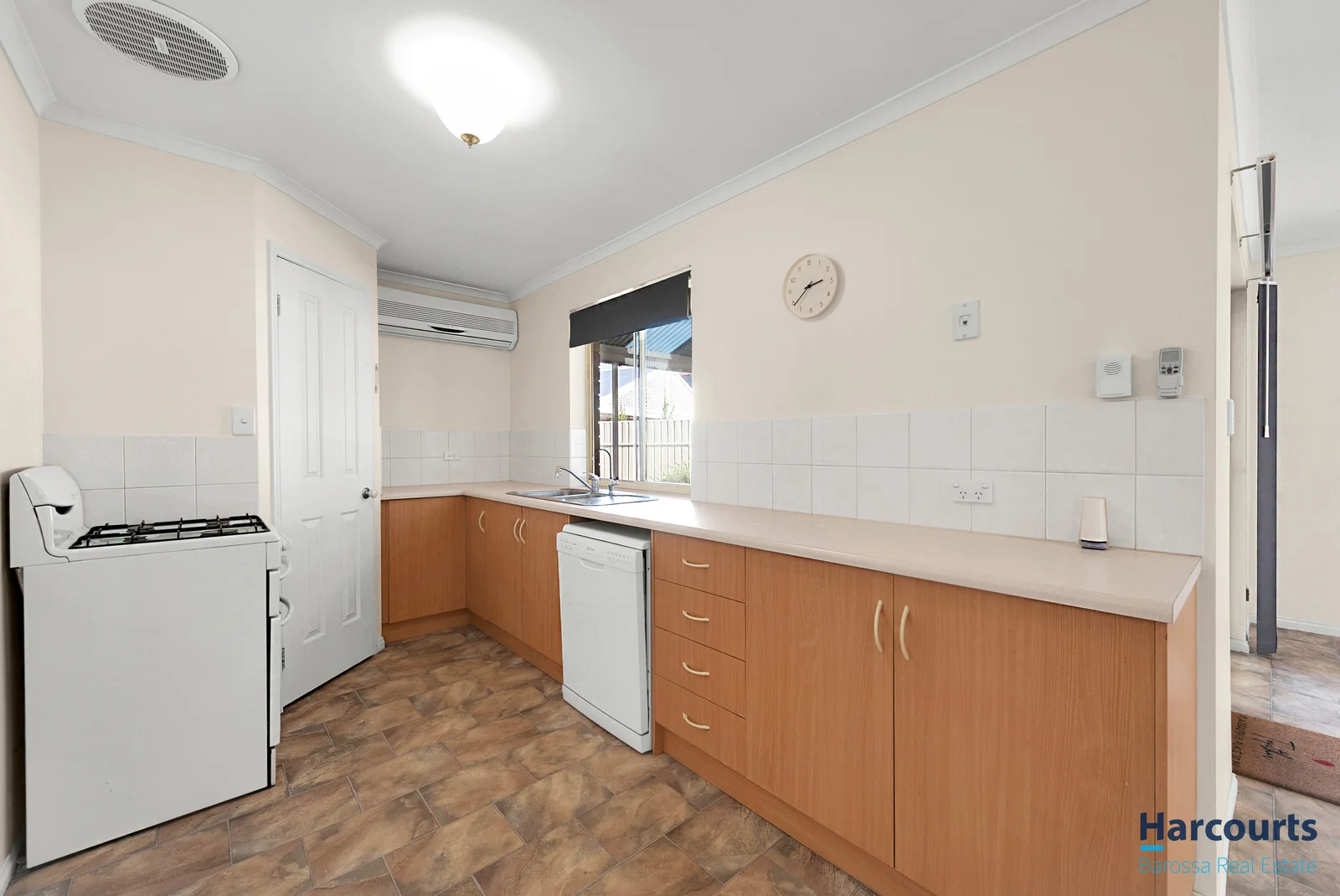 Additional image 6 of 6 Solaprobe Close, Craigmore SA 5114