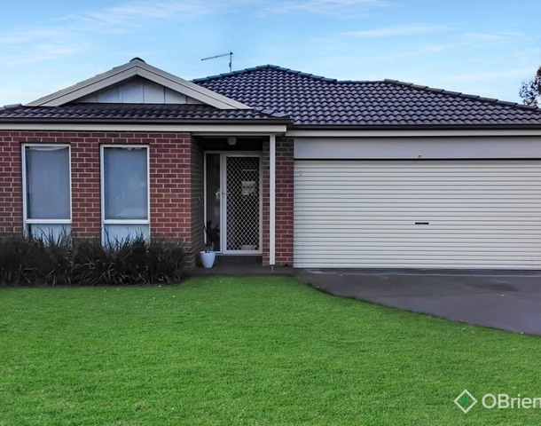 27 Shakespeare Court, Drouin VIC 3818