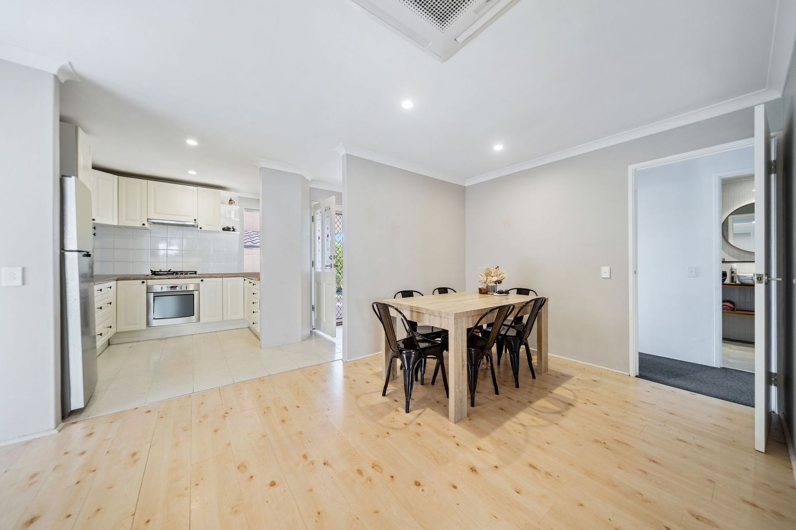 37B Barnes Street, Innaloo WA 6018, Image 2