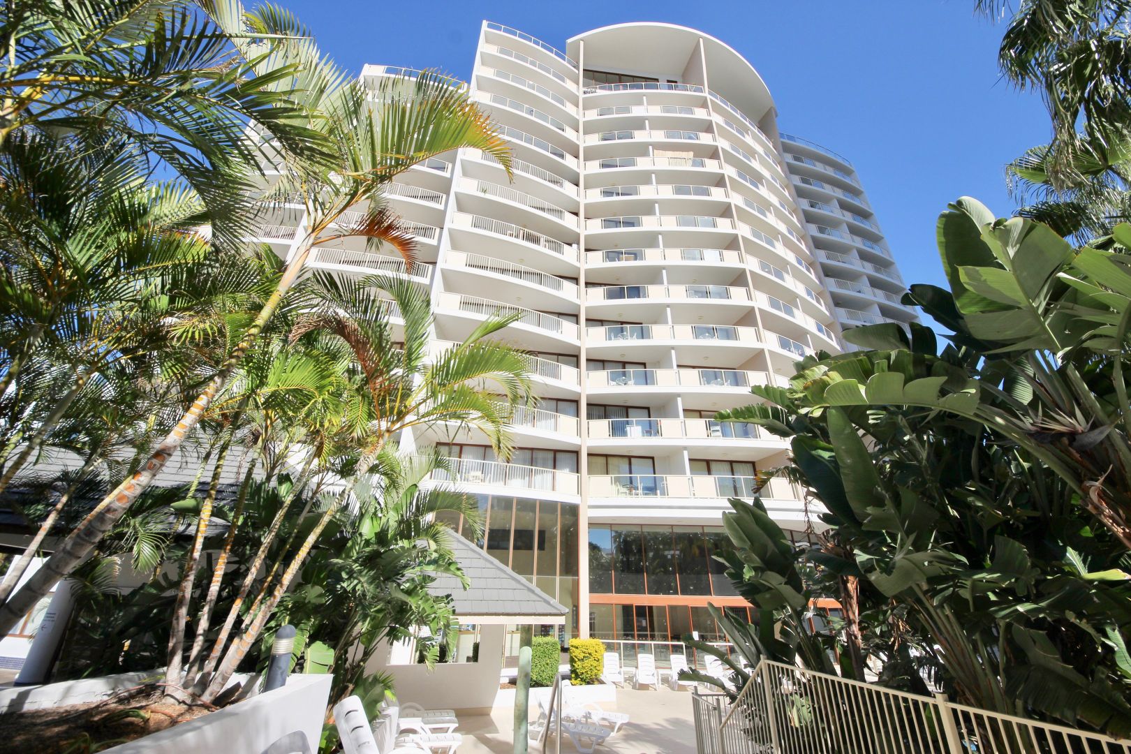 712/42 Surf Parade, Broadbeach QLD 4218, Image 2