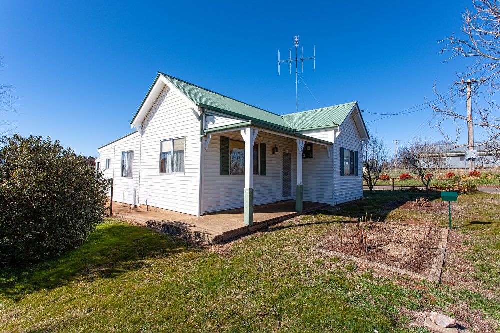 8 Pleasant St, Crookwell NSW 2583, Image 0
