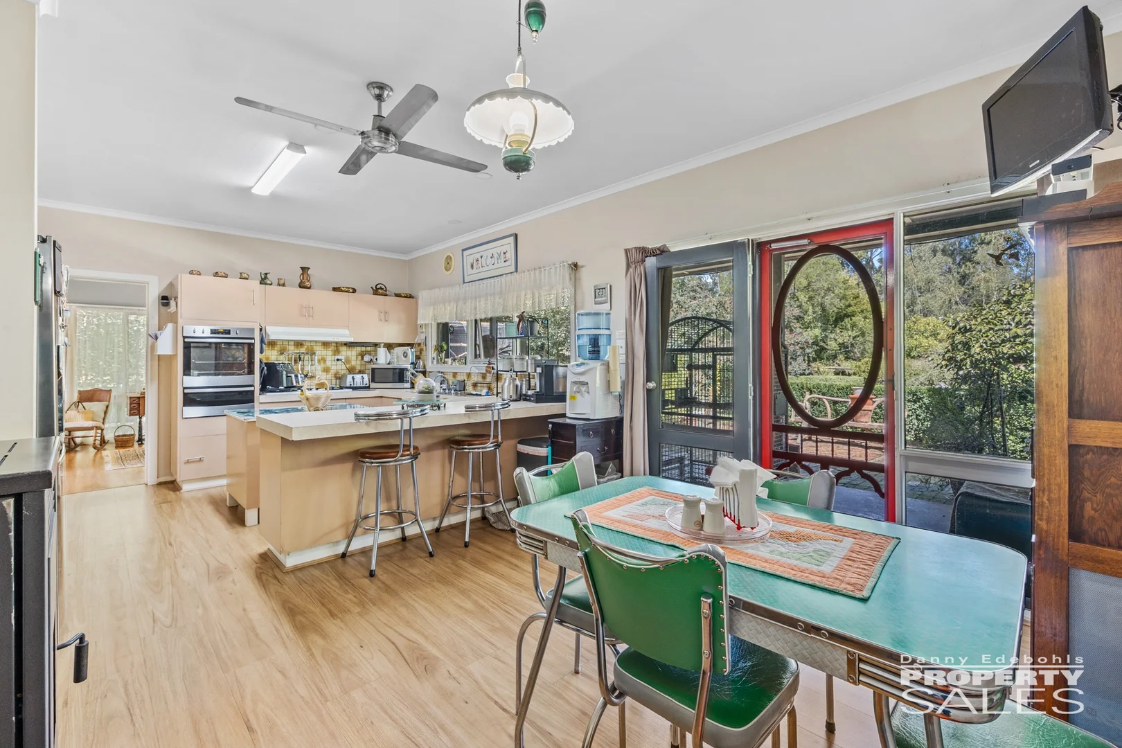 Additional image 8 of 71 Farrells Road, Hill End VIC 3825