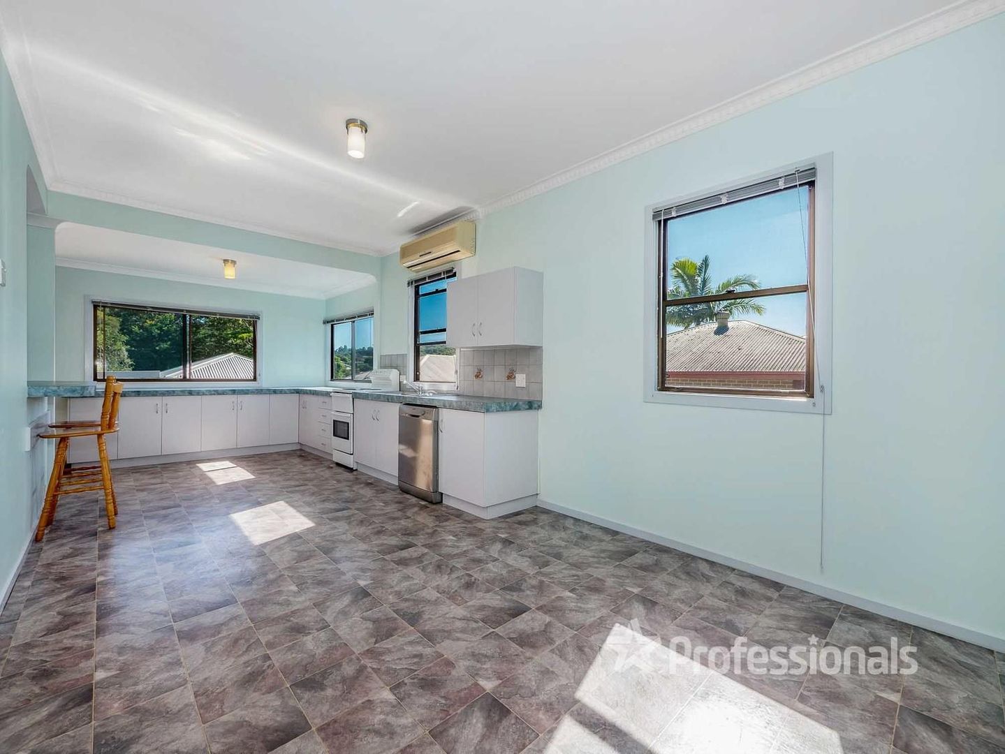 22 Floral Avenue, East Lismore NSW 2480, Image 2